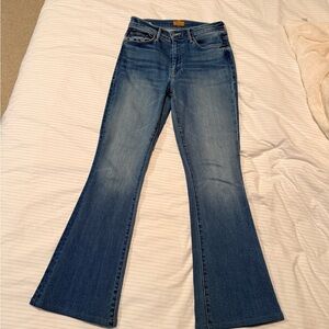 MOTHER The Weekender Jeans